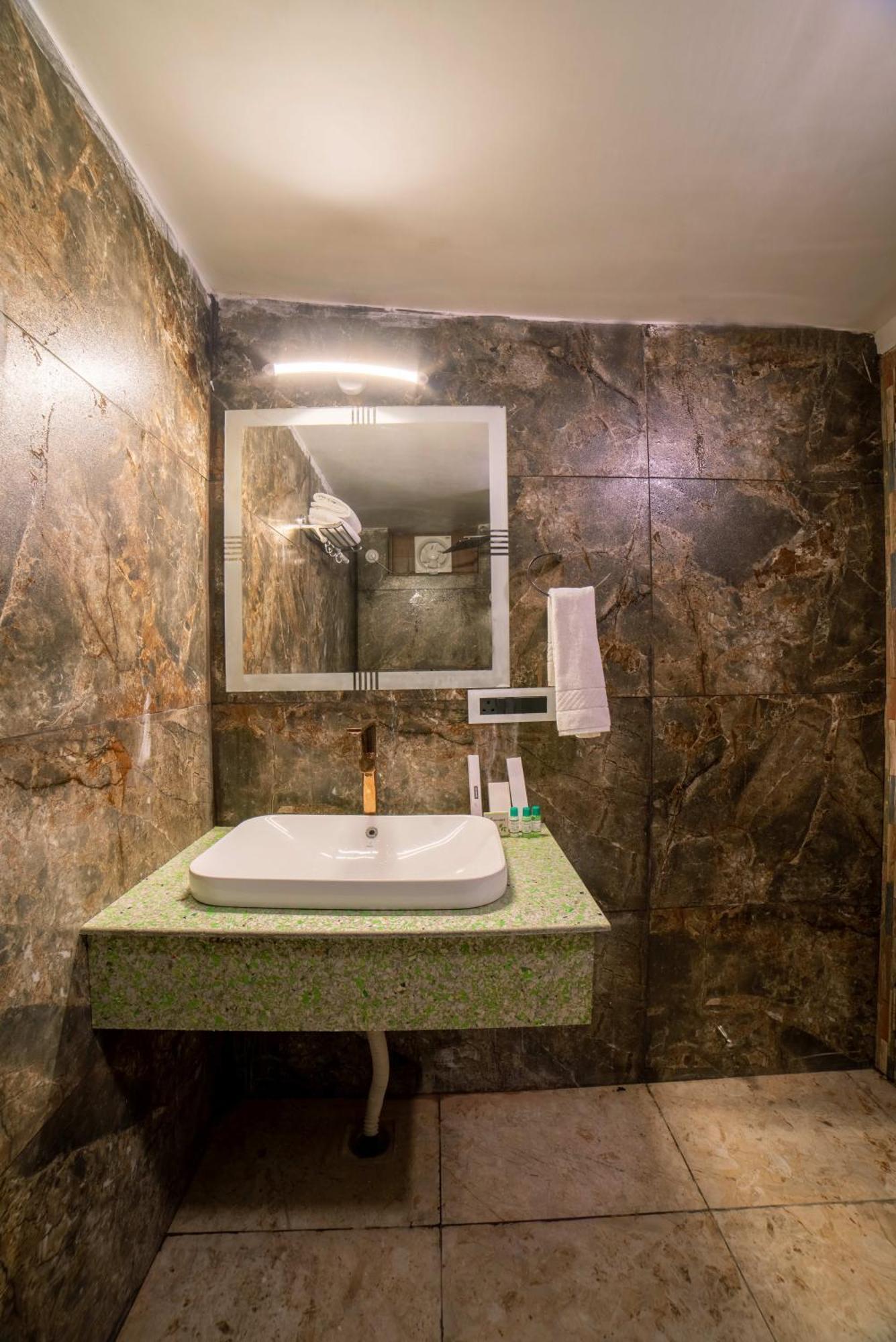 Mudras Grove Resort, Nainital Dış mekan fotoğraf